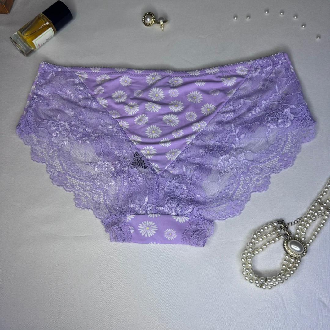 Culotte Femme Lavande Fleurs Blanches Dentelle – Coupe Féminine Microfibre | Taille M