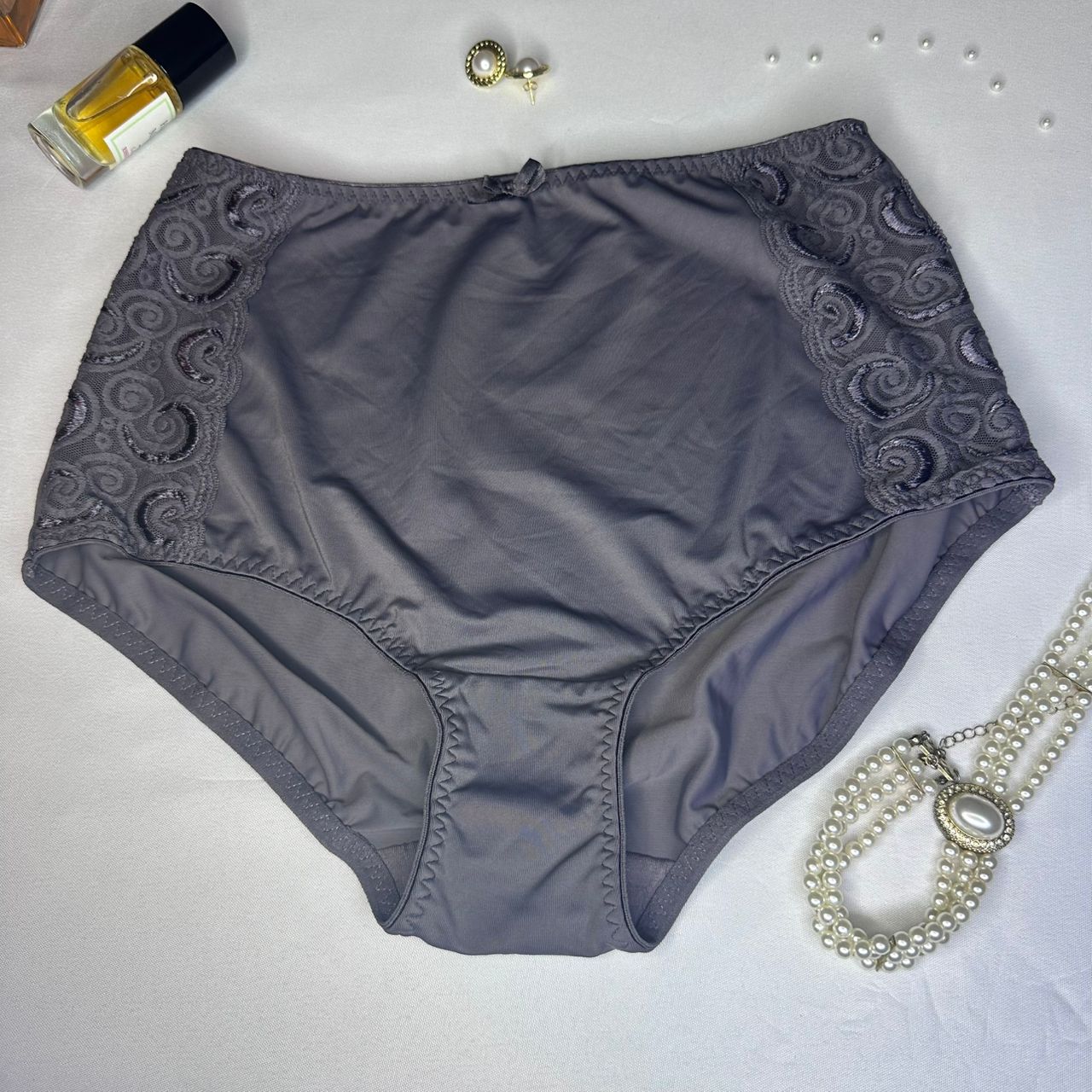 Culotte Taille Haute Femme Gris Dentelle Arabesque – Microfibre Couvrante | Little Rose Taille M