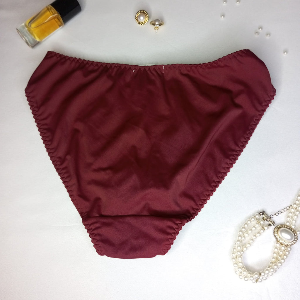 Slip Femme Bordeaux Dentelle Florale – Lingerie Désirée Taille S | Microfibre Élégante