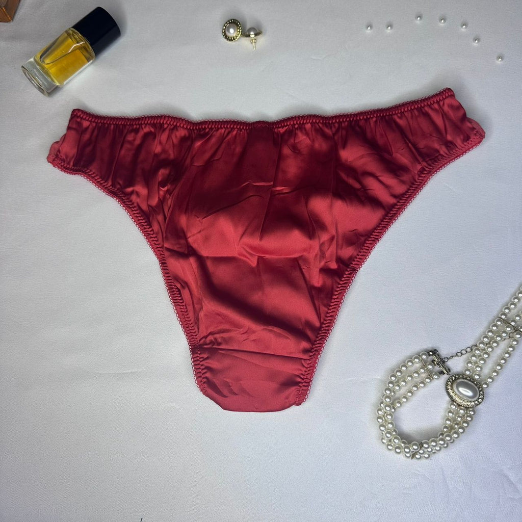 Culotte Femme Rouge Satiné – Microfibre Douce Coupe Classique | Lingerie Abidjan Côte d'Ivoire Taille M