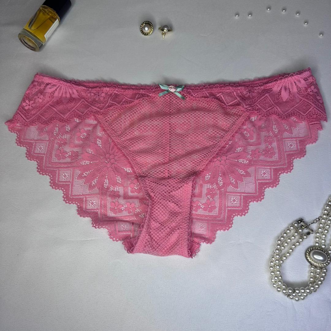 Culotte Femme Rose Dentelle Géométrique Florale – Lingerie Légère & Féminine | Abidjan Côte d'Ivoire Taille M
