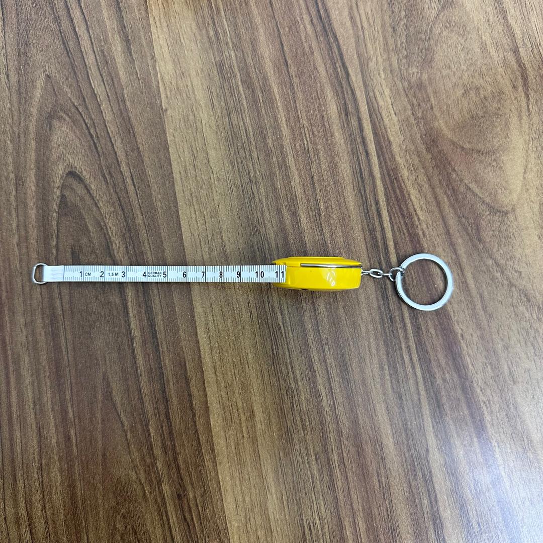 2001 _ Porte-Clés Mètre Ruban Rétractable 1,5m – Jaune German Quality