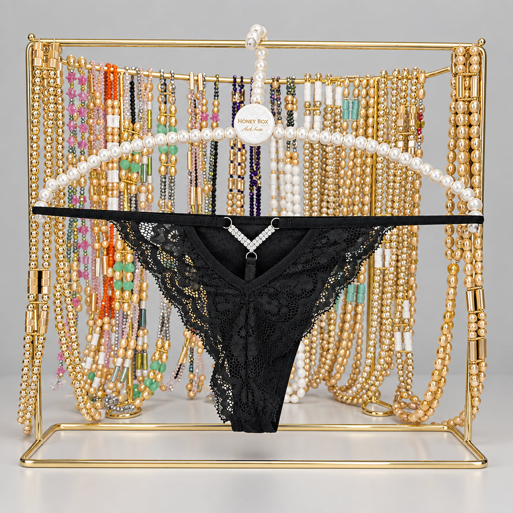 4170 String Noir Dentelle Strass Brides Fines – Éclat Nocturne. Taille M