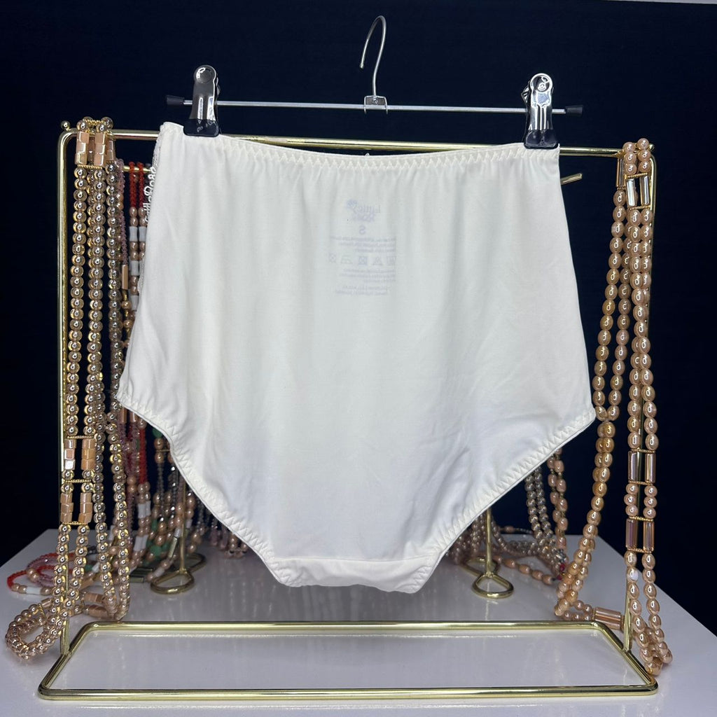 4127 Culotte Taille Haute Ivoire Dentelle Fleurie – Confort Raffiné.  Taille S