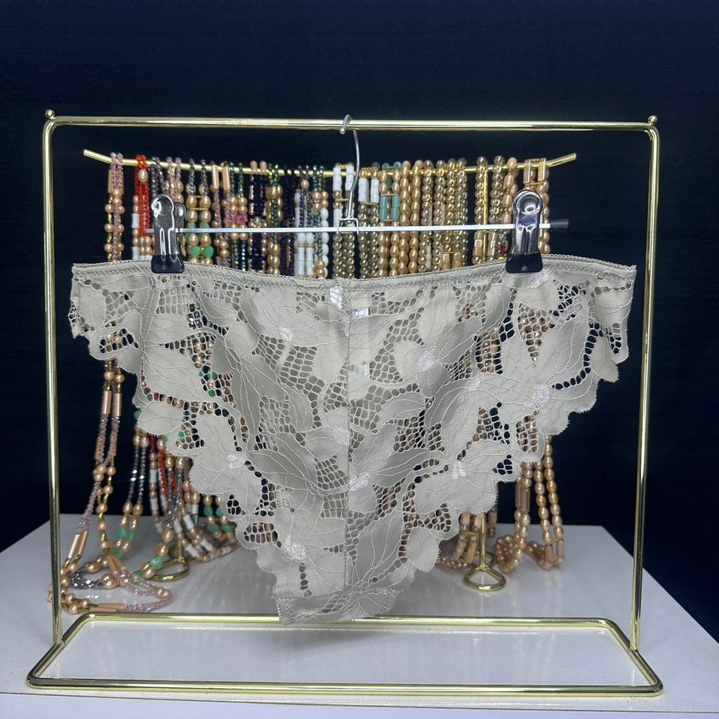 4094 Culotte Beige Dentelle Feuillage – Douceur Naturelle & Élégance. Taille L