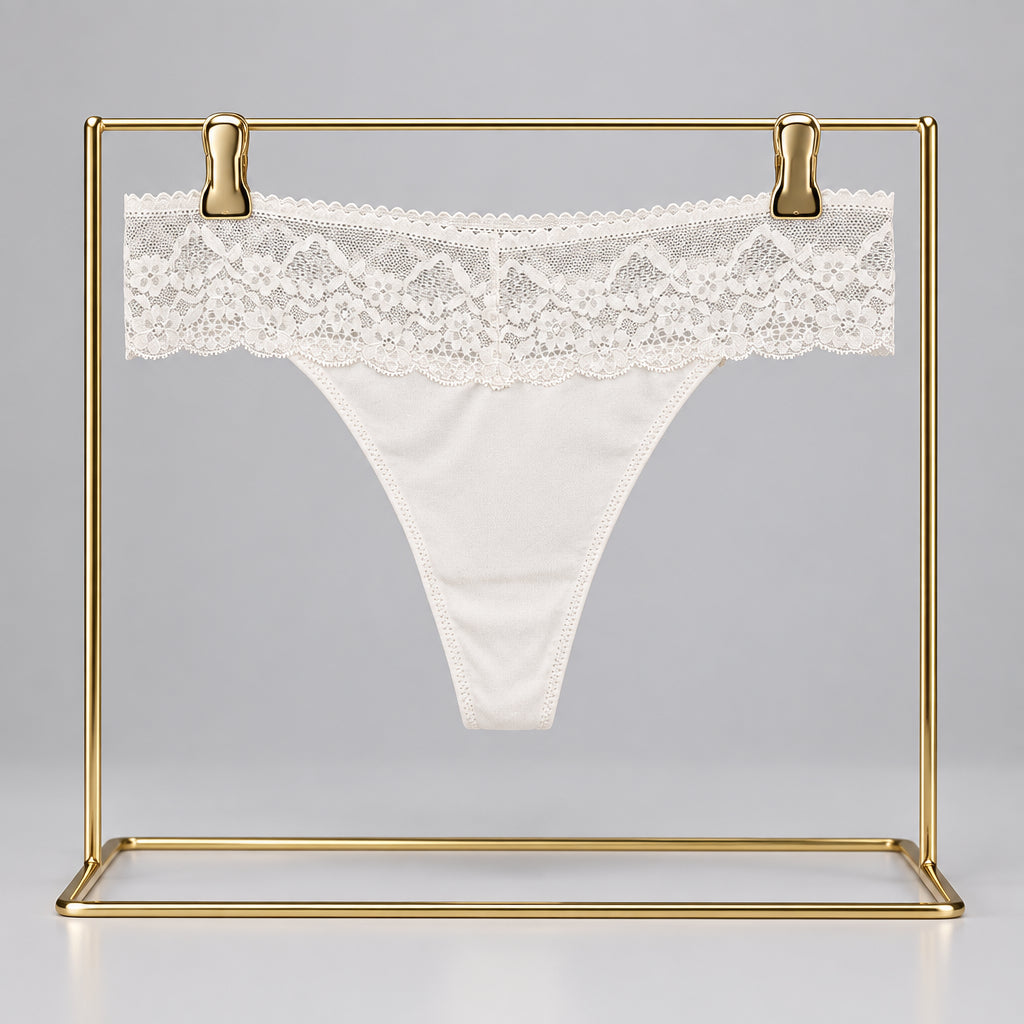 4149 Culotte Ivoire Dentelle Florale Femina – Charme Intemporel. Taille S