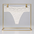 4149 Culotte Ivoire Dentelle Florale Femina – Charme Intemporel. Taille S
