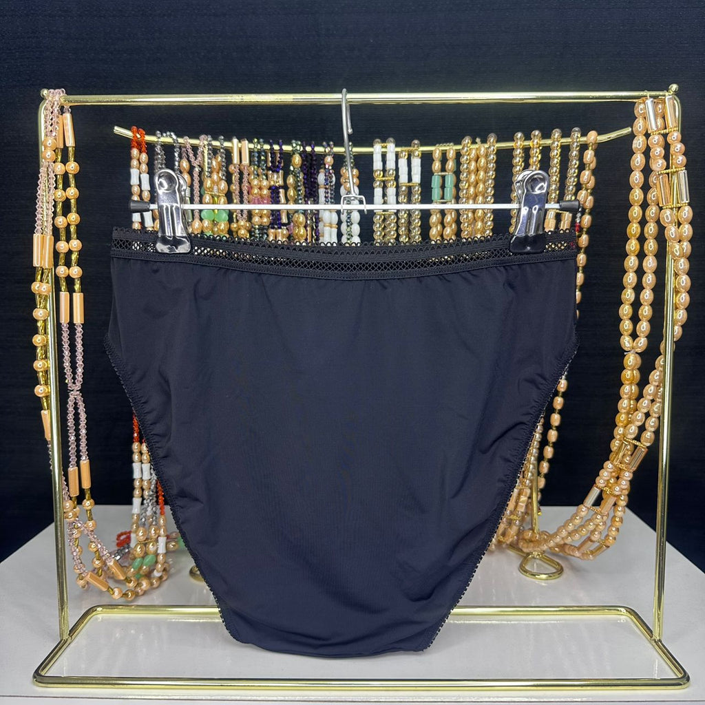 4101 Culotte Noire Taille Haute Bordure Filet – Confort & Simplicité. Taille L
